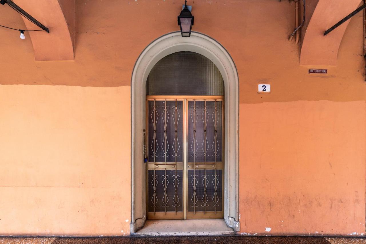 Alessandrini Apartment Alla Finestrella By Wonderful Italy بولونيا المظهر الخارجي الصورة