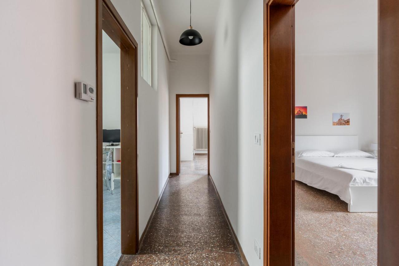 Alessandrini Apartment Alla Finestrella By Wonderful Italy بولونيا المظهر الخارجي الصورة